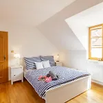 Old Town Charles Apartment